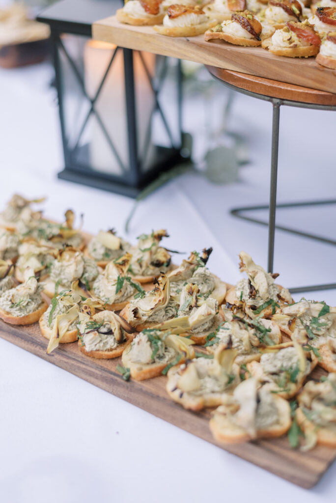 Small fancy appetizers for an elopement